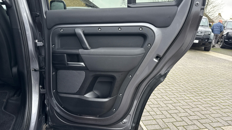 Land Rover Defender 2.0 D240 S 110 5dr Auto Diesel Estate